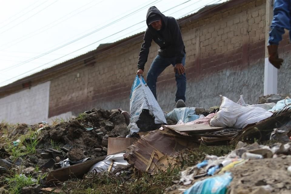 Obras de limpieza del río El Garabato en la colonia Miramar.