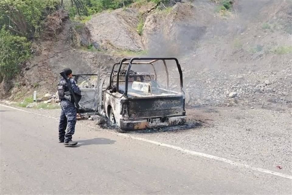 Los elementos estatales fueron atacados con una granada en Frontera Comalapa, Chiapas, y después su unidad fue incendiada.