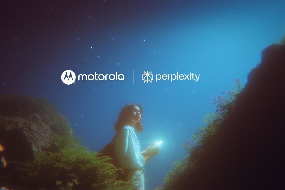 Perplexity quiere ocupar el lugar de Gemini en tu celular. Ya va con Motorola y podría integrarse a Samsung. ¿Se tambalea el reinado de Google?