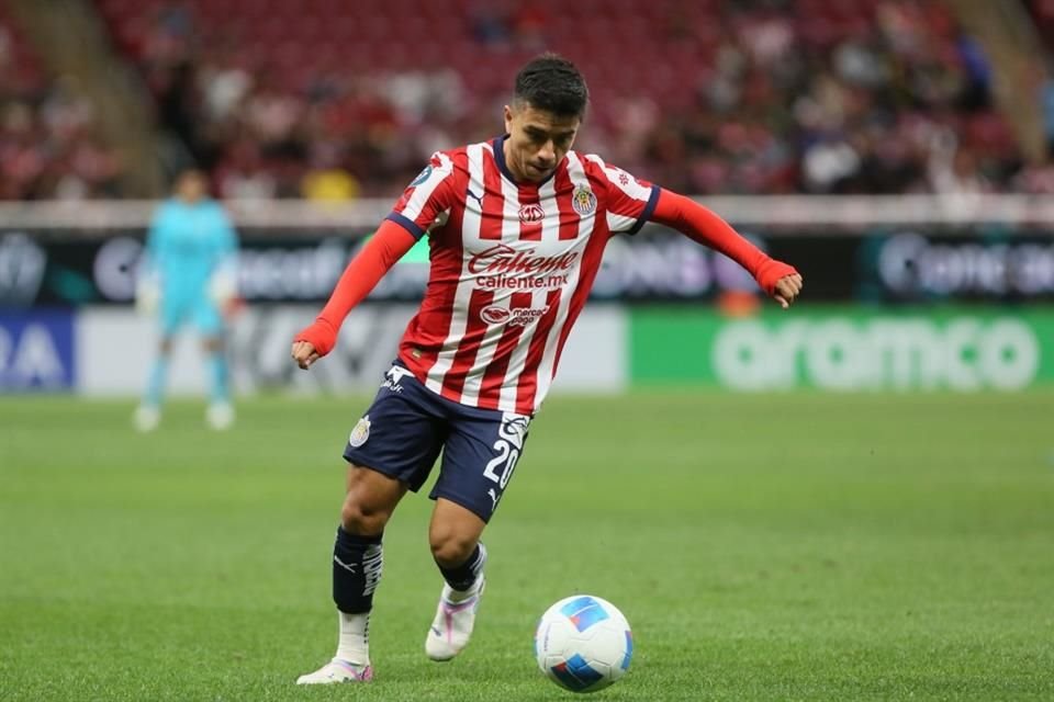 Fernando Beltrán se despide de Chivas para llegar al León en forma definitiva y con un contrato firmado por tres años.