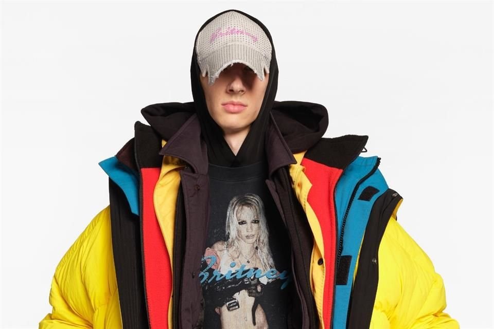 'Britney Spears for Balenciaga Music', que forma parte de la colección Exactitudes Primavera 2026, reúne ropa y accesorios de edición limitada.