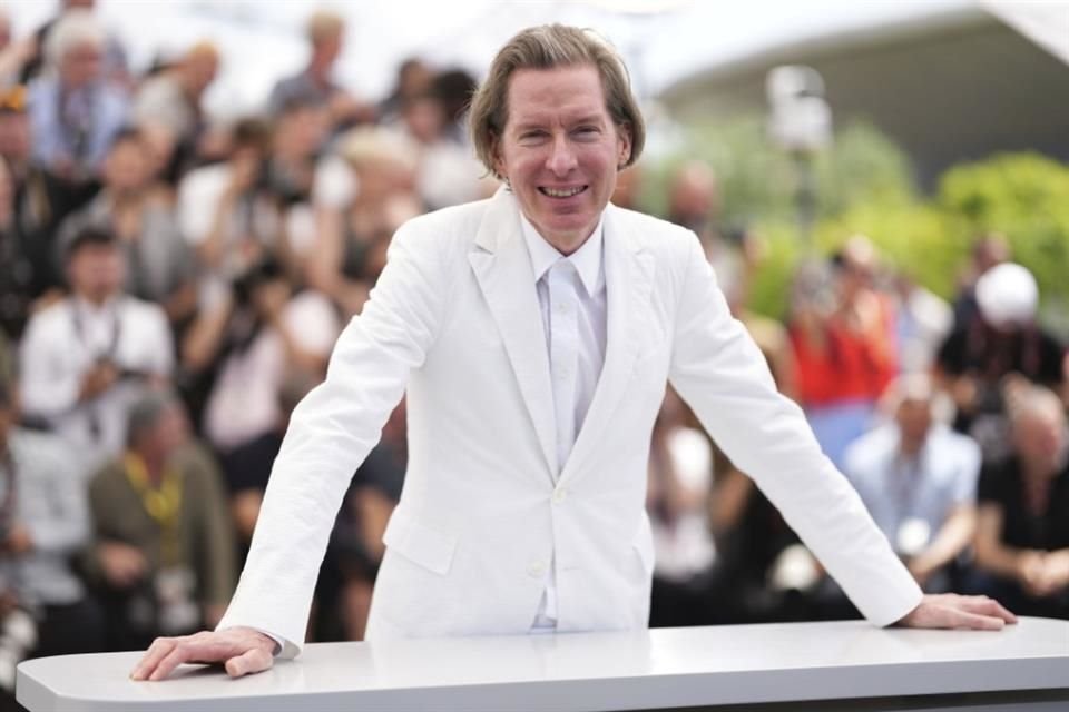 Actualmente, Anderson se encuentra en cines con El Esquema Fenicio, que de nueva cuenta junta a un reparto lleno de estrellas.