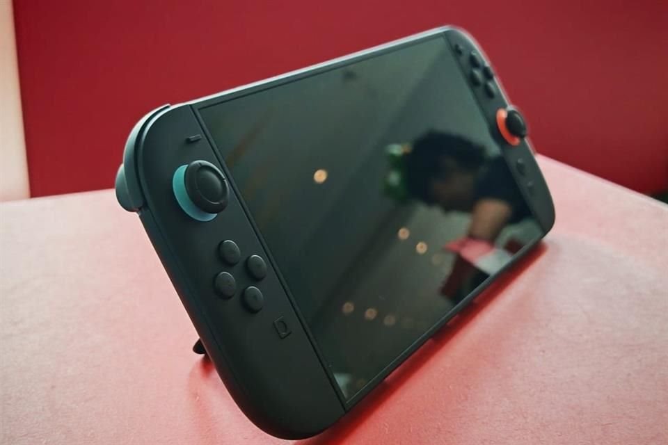La Nintendo Switch 2 debuta en México con un precio de de 13 mil 600 pesos en su versión estándar, y la versión con el videojuego Mario Kart World asciende a 14 mil 900 pesos.