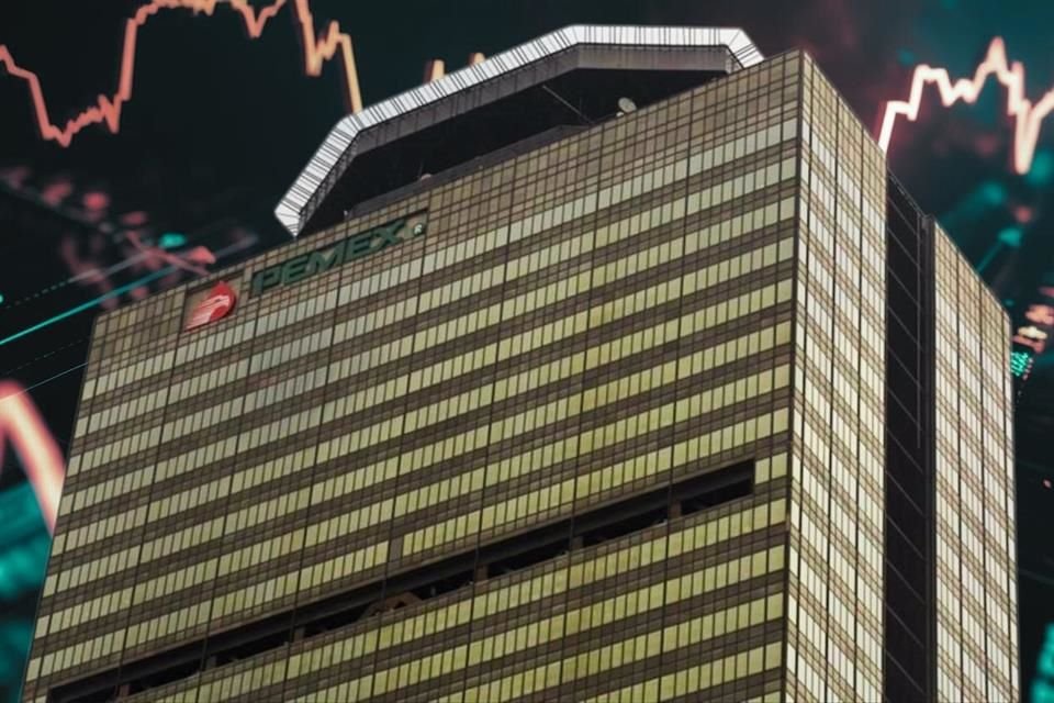 Al cierre del primer trimestre, la deuda de Pemex ascendía a 2.05 billones de pesos, que equivalen a 101.06 mil millones de dólares.