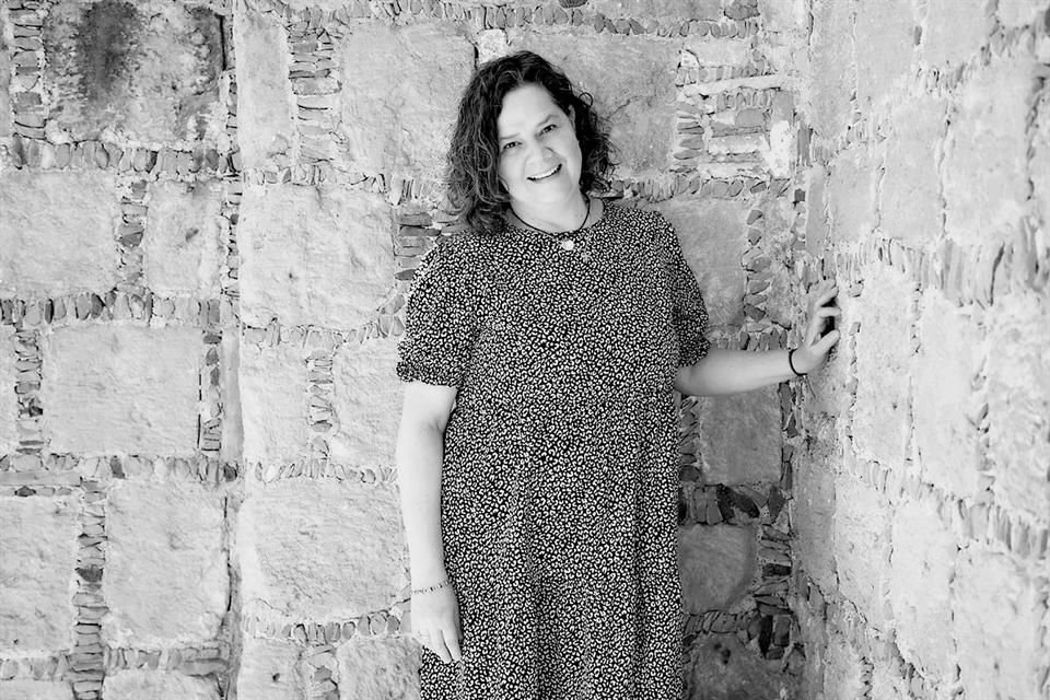 Sofía Ramírez fue honrada 'por su ejemplar constancia al investigar y escribir sobre la vida y obra del poeta jerezano'.