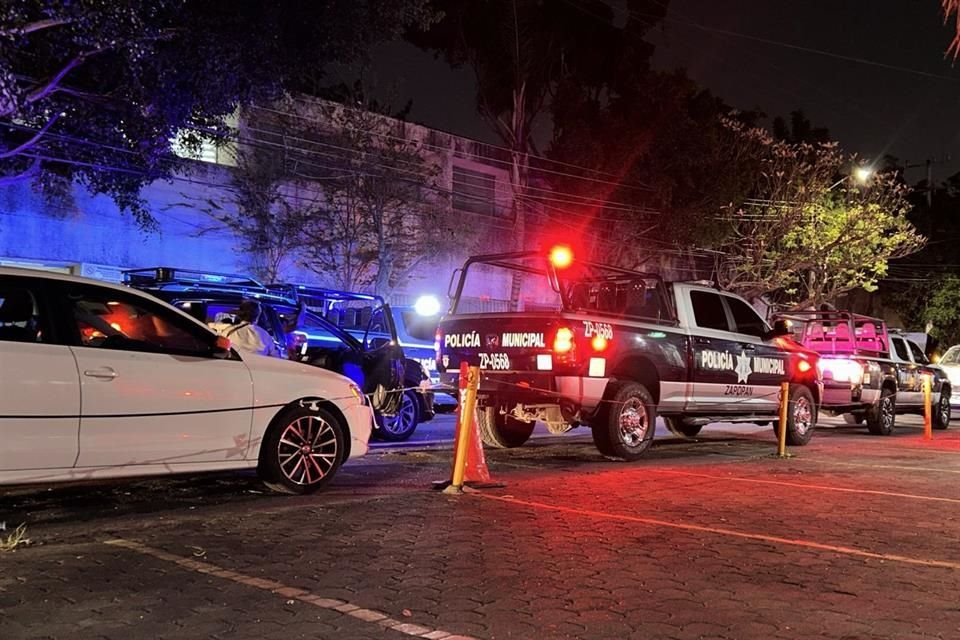 Para tratar de salvar su vida, un joven manejó su motocicleta herido, con un balazo en el abdomen, tras ser asaltado en la Colonia Miramar.