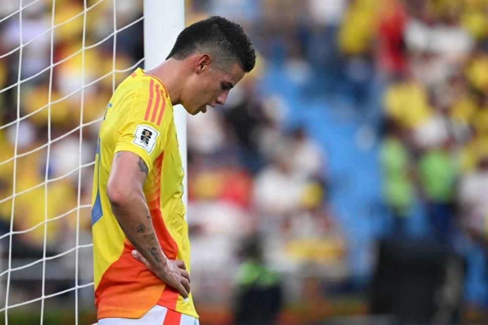 Colombia no pudo en casa ante Perú.