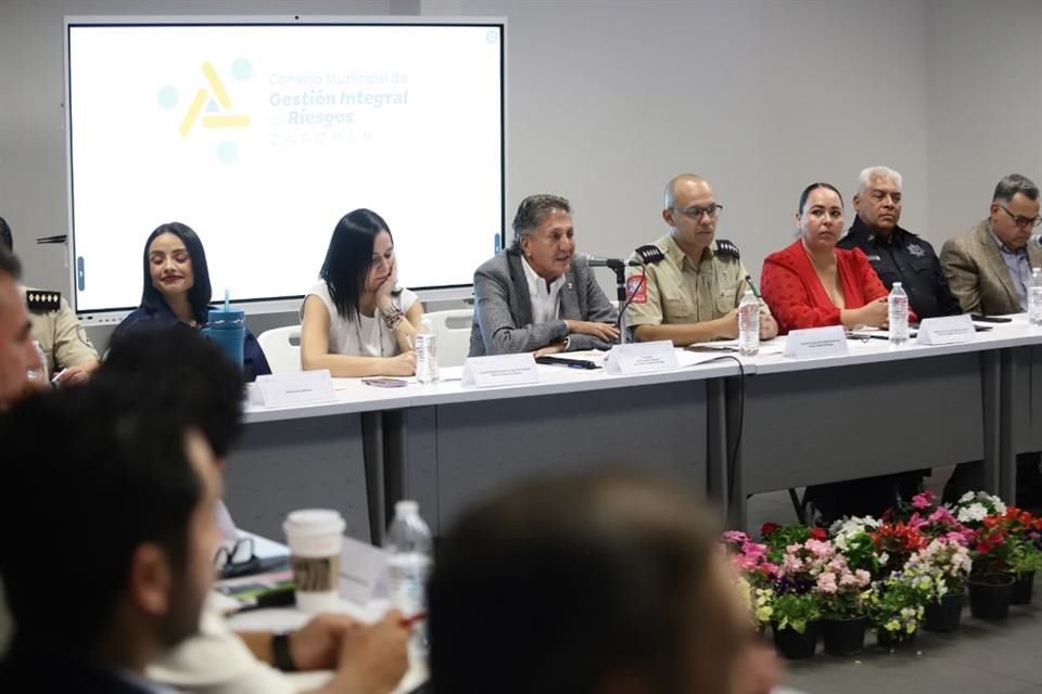 Sesión del Consejo Municipal de Gestión del Riesgo en Zapopan.