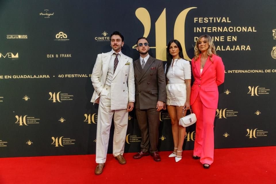 Yerai Cortes, C.Tangana ve Tania Garcia ve Isabel Utrera Alfaro.