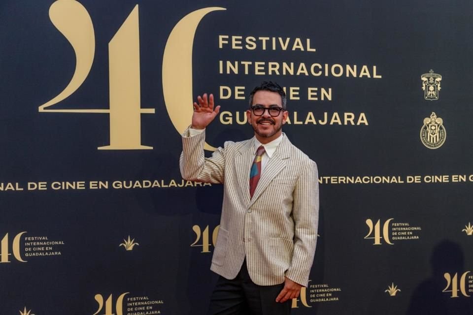 Guadalajara doğumlu yönetmen Manolo Caro, Meksika sinemasının en iyilerini ödüllendiren Mezcal Ödülü'nün resmi jürisinde yer aldı.