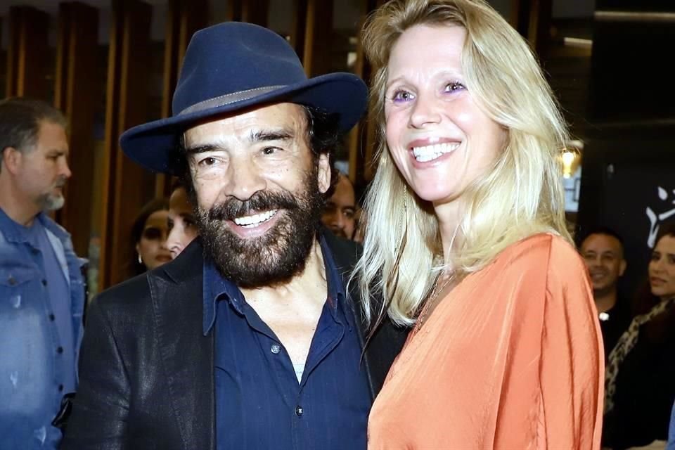 Demián Alcázar fungió como padrino.