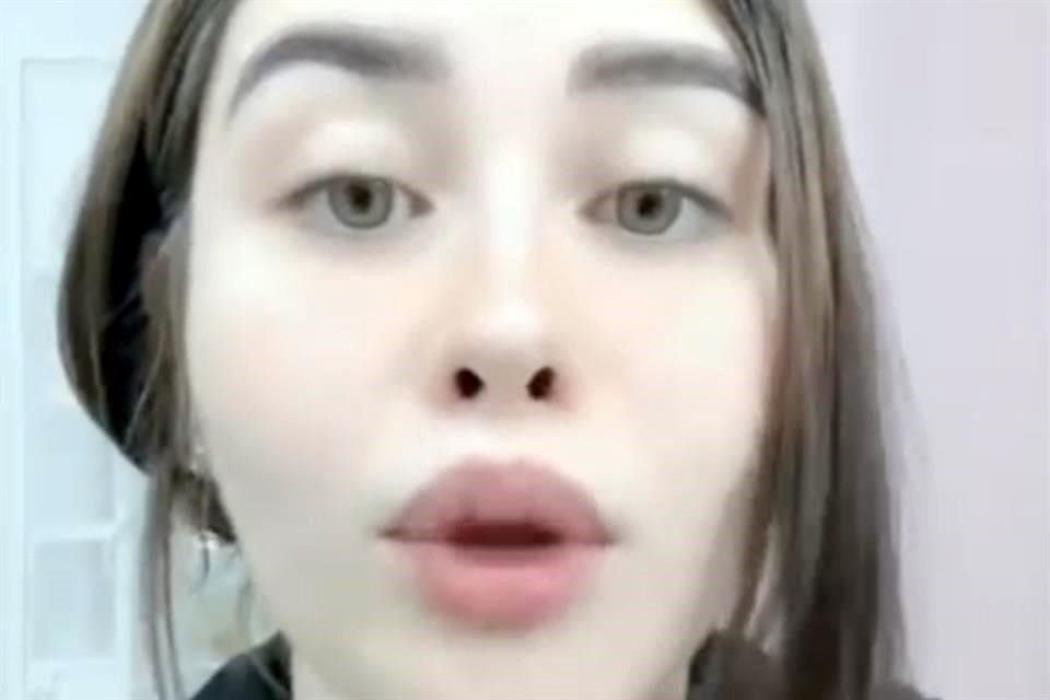 Naomi Sofía Figueroa, servidora pública en Guadalajara, hizo la confesión en un video.