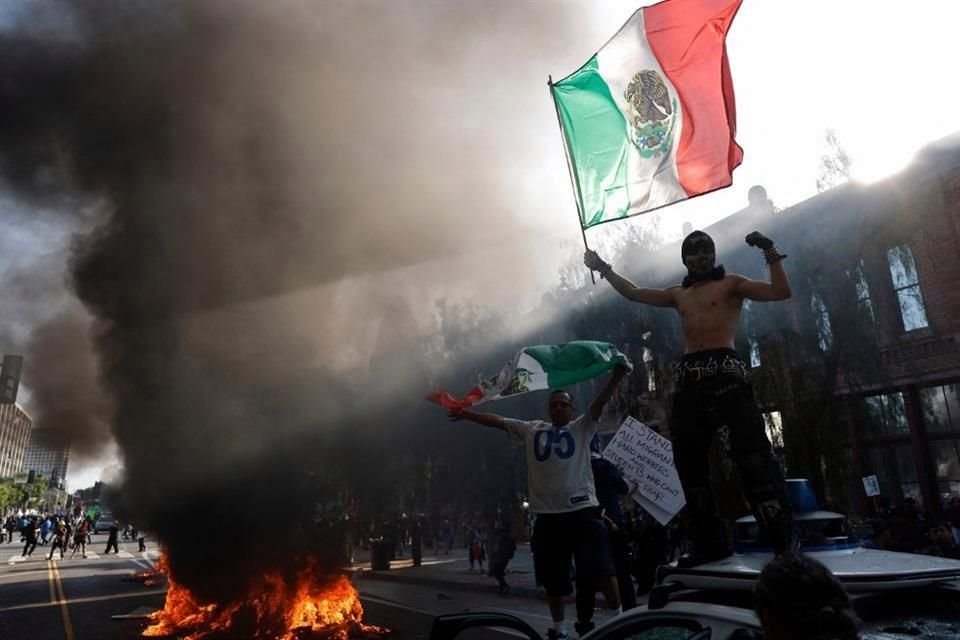 Los manifestantes se congregaron en el centro de Los Ángeles.