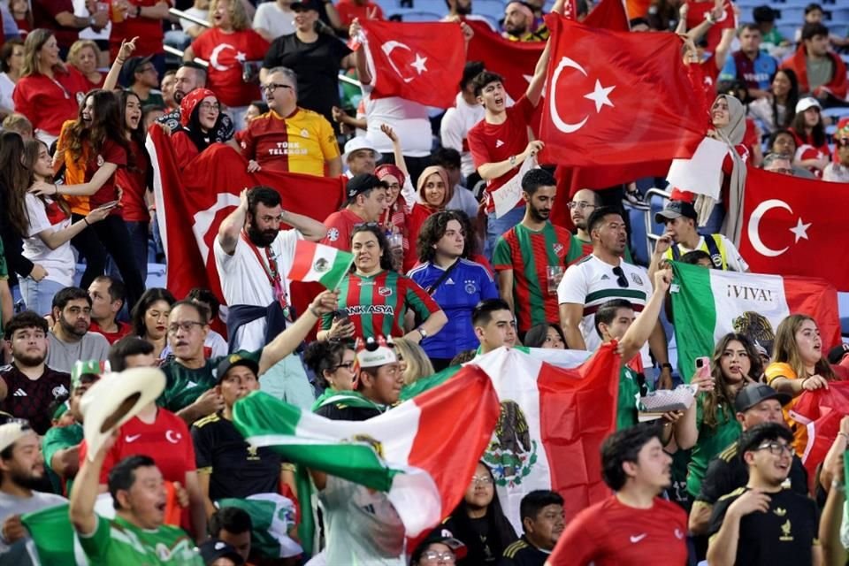 Hubo apoyo tanto para México como para Turquía en North Carolina.