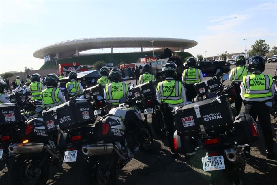 Entre las unidades entregadas a la Policía Vial, se encuentran 50 motocicletas.
