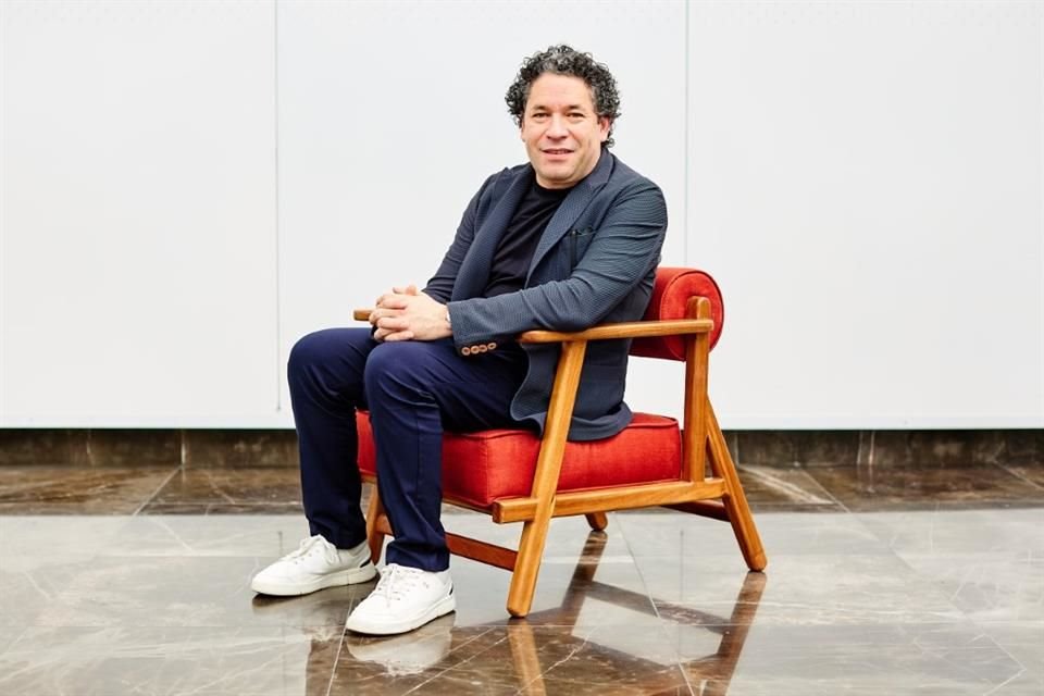Gustavo Dudamel was at the Guadalajara International Film Festival yesterday, at the Performing Arts Complex.