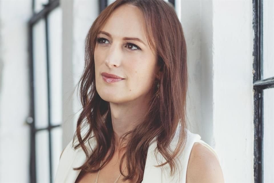 La actriz trans Jen Richards, de la serie 'Mayfair Witches', reveló que le dispararon balas de goma en una protesta pacífica en Los Ángeles.