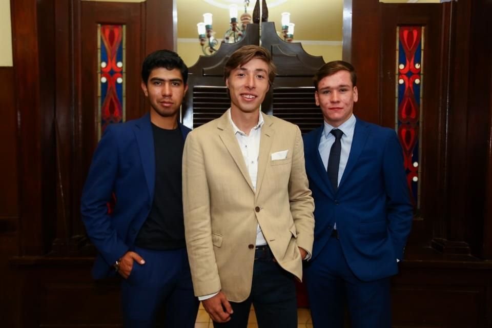 Los novilleros Jesús Sosa, Axel López y Morales Ramos definirán al triunfador del serial de Primavera 2025.