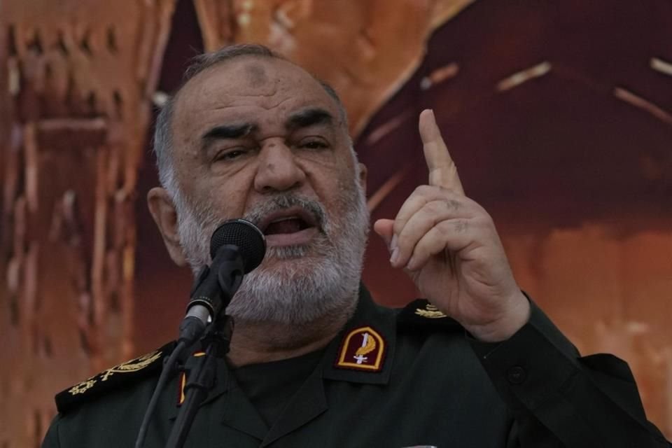 El jefe de la Guardia Revolucionaria iraní, Hossein Salami, durante una ceremonia en Tehrán, el 15 de mayo.
