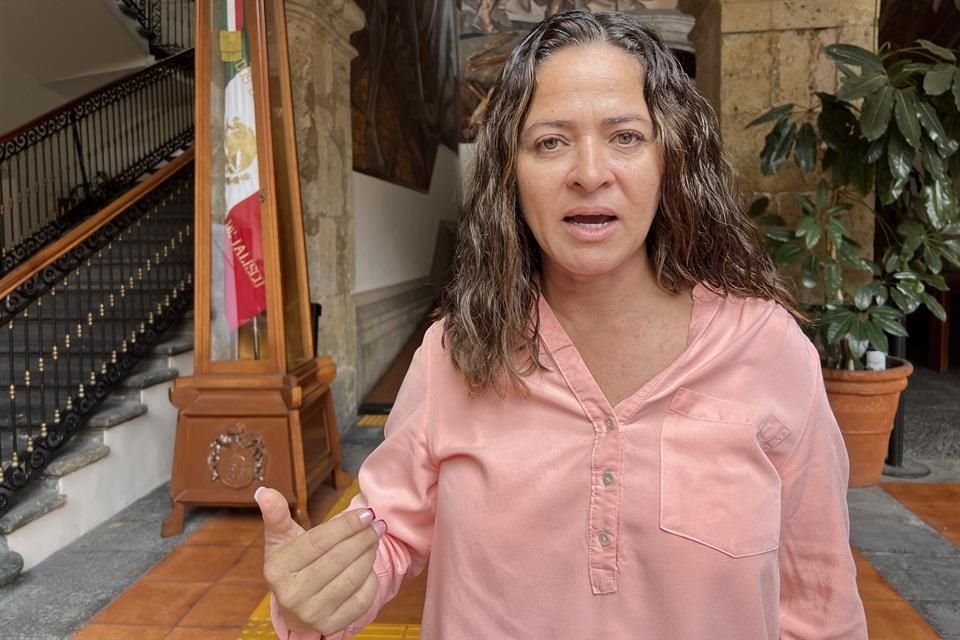 Norma López, diputada de Morena, impulsa iniciativa que perfeccionaría otras existentes que buscan prohibir los narcocorridos en Jalisco.