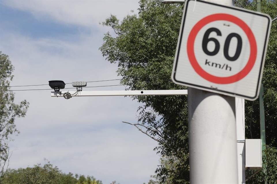 Las velocidades máximas que permitirán, según las características de cada vialidad, se basan en el Plan Integral de Movilidad Urbana Sustentable.