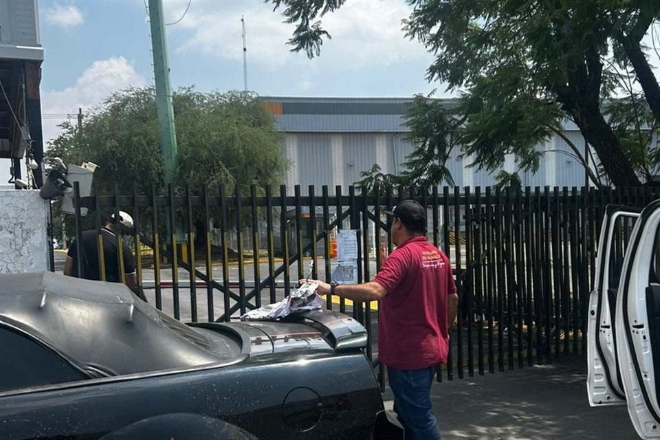 El Gobierno de El Salto levantó los sellos de clausura en el Parque Industrial Guadalajara, tras la sanción impuesta el miércoles.