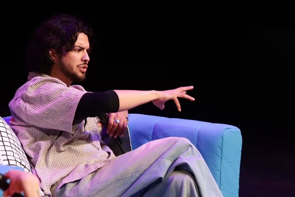 Xolo Maridueña mencionó dos filmes mexicanos que lo inspiraron a incursionar en la actuación: Amores Perros y Bajo la Misma Luna.