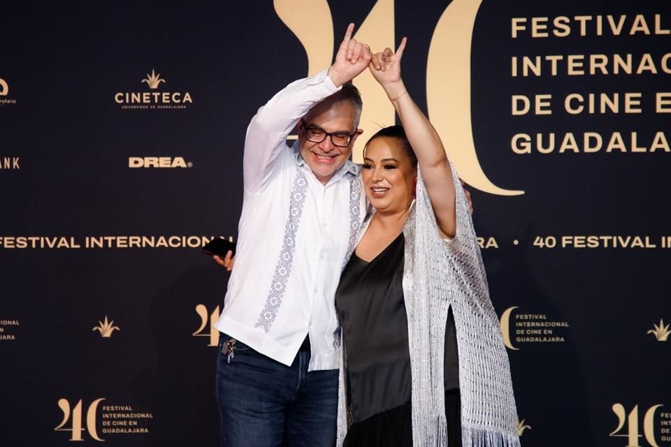 Estrella Araiza durante la alfombra roja de la clausura del Festival Internacional de Cine de Guadalajara, edición 40. Fotos: Ángel Llamas.