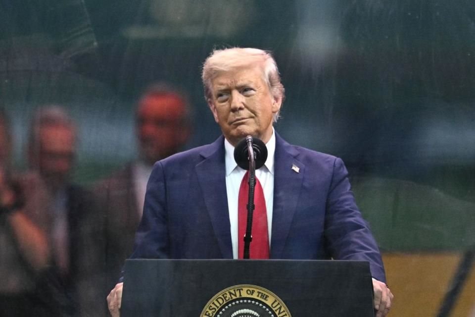 Tras terminar desfile militar en Washington, Presidente Trump aseveró que si un 'enemigo amenaza a EU, nuestros soldados irán por ti'.
