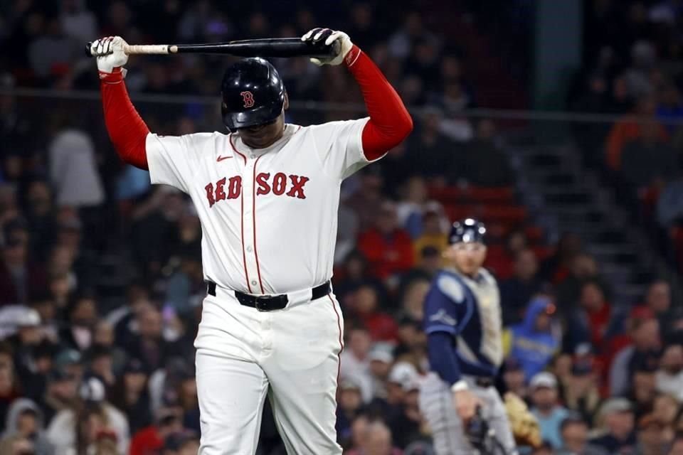 De una manera inesperada, el dominicano Rafael Devers fue cambiado por los Boston Red Sox a los San Francisco Giants.
