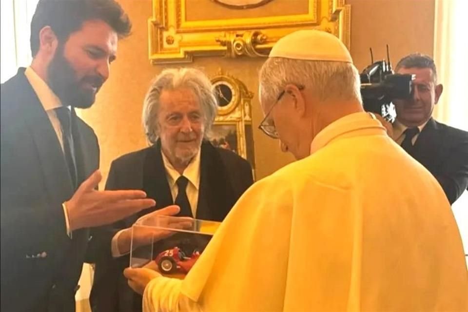 El histrión, de 85 años, se reunió con el pontífice en el Vaticano el lunes, durante un descanso del rodaje de una nueva película sobre los hermanos Maserati.