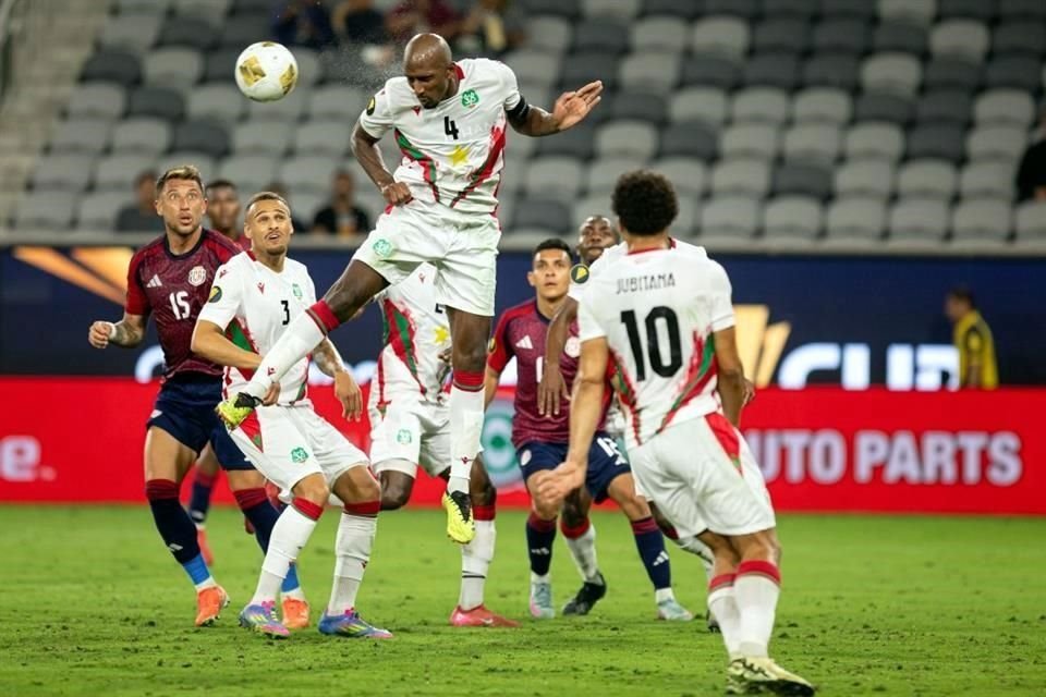 Surinam estuvo a punto de meterle un susto a Costa Rica y buscará ser un rival incómodo para México.