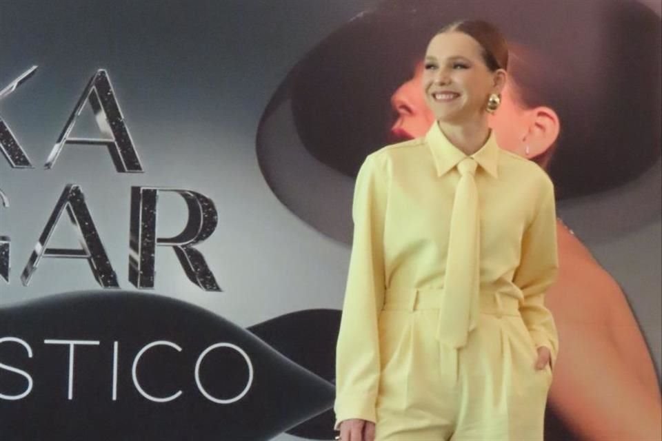 Kika Edgar festejará los 13 años desde la apertura de El Cantoral con su show este viernes por la noche.