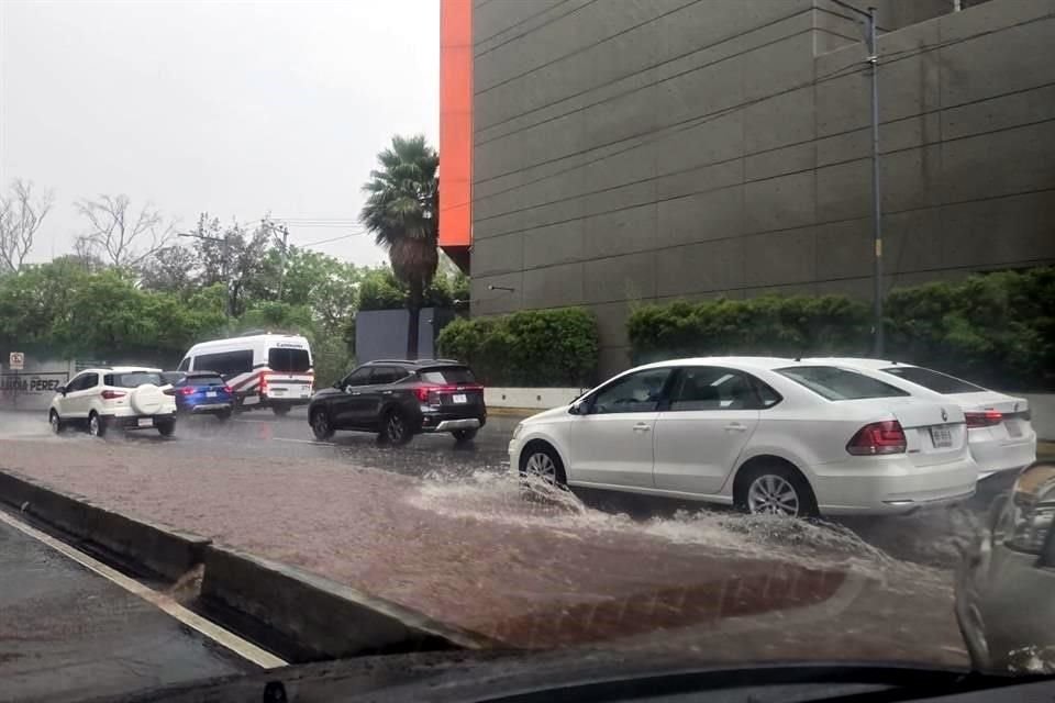 Aspecto de las precipitaciones de esta tarde en la zona de Santa Fe.