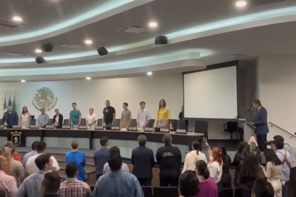 En sesión de Cabildo diverso en Zapopan, representantes de la comunidad pidieron respeto a sus identidades, mejor atención para pacientes de VIH y sesiones psicológicas, entre otros derechos.