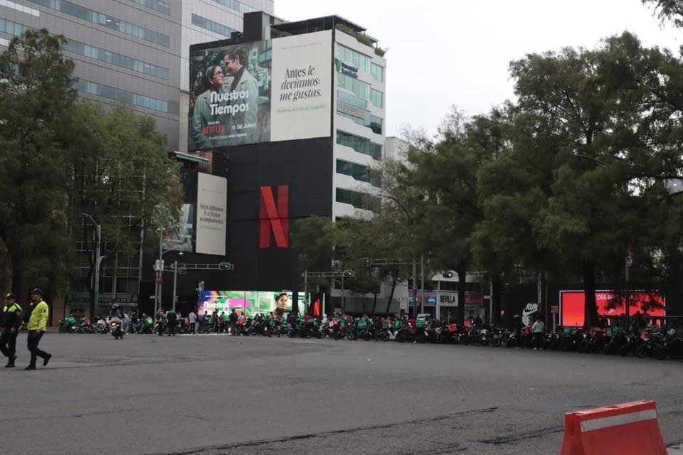 Los manifestantes extienden su bloqueo hacia Río Mississippi y la Glorieta de la Diana.