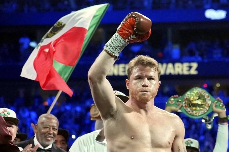 Canelo alista su siguiente pelea.