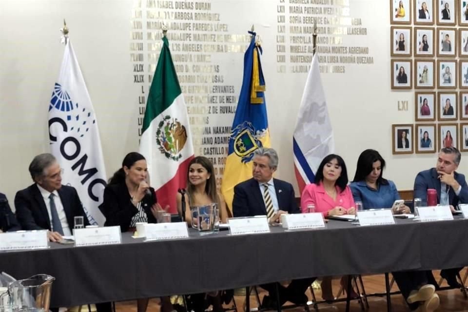 Mesa de trabajo del Congreso de Jalisco con el Cuerpo Consular de Occidente.