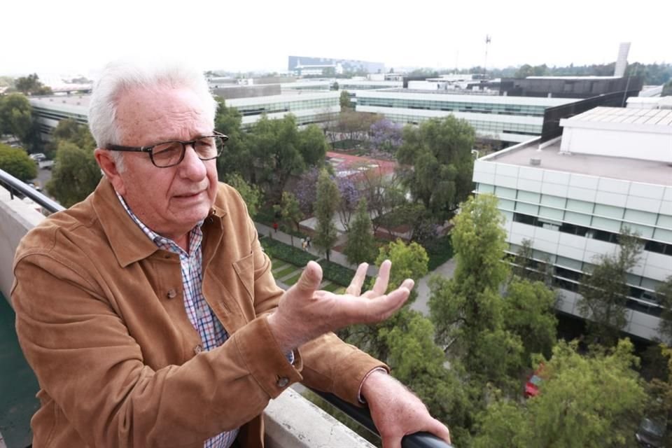 Mario Schjetnan, arquitecto.