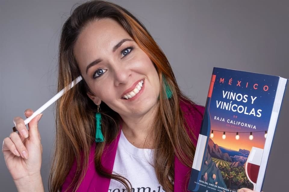 Vinitácora, la guía ilustrada sobre el vino mexicano fue reconocida en los Gourmand Awards 2025, en Portugal.