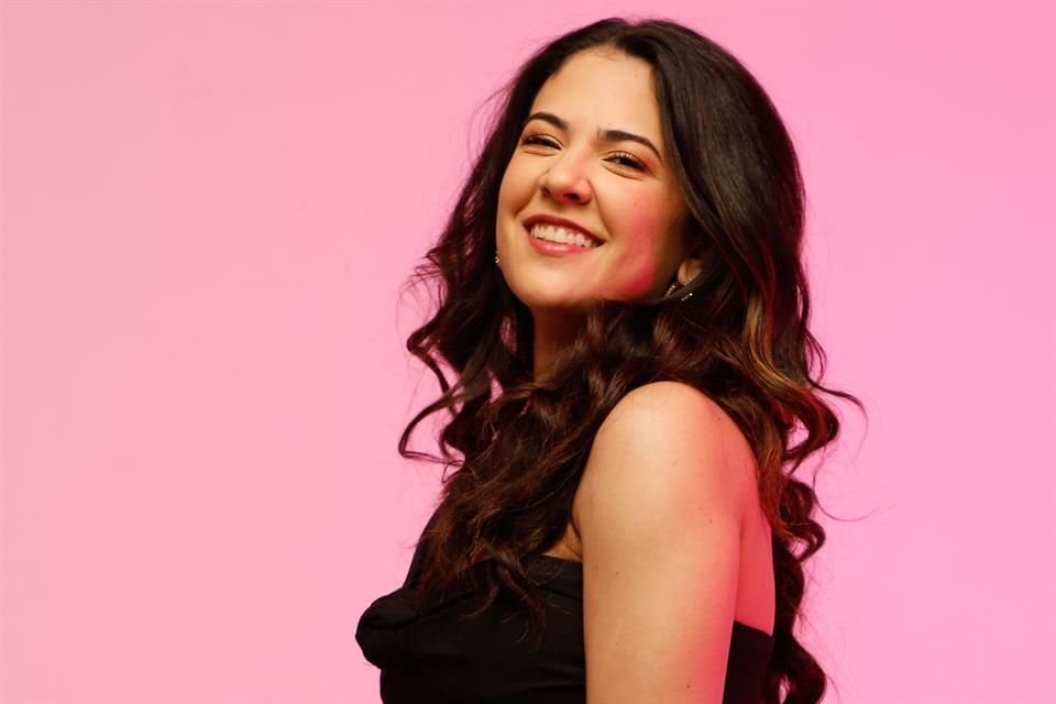 La cantante dominicana Karla Breu ve a la CDMX como una escuela en su carrera, pues aquí ha tenido varias oportunidades importantes.