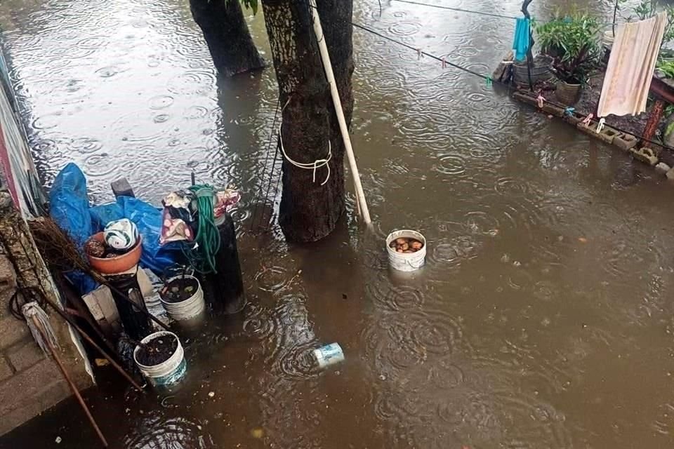 Tras las fuertes lluvias registradas en los municipios de Tampico, Madero y Altamira, varias calles resultaron inundadas.