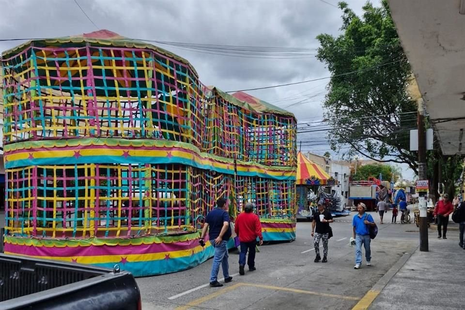 El Gobierno de Tlaquepaque, encabezado por Laura Imelda, consideró mover los festejos del kiosco de la Plaza Principal a la Avenida Hidalgo.