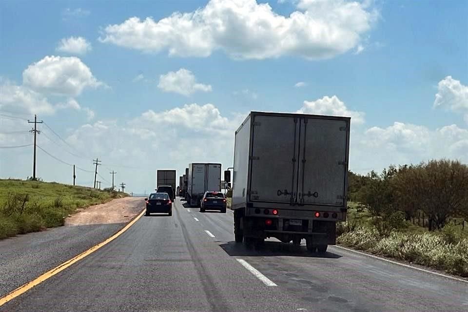 Ante las desapariciones, pide Embajada de EU en México evitar la carretera Monterrey-Reynosa.