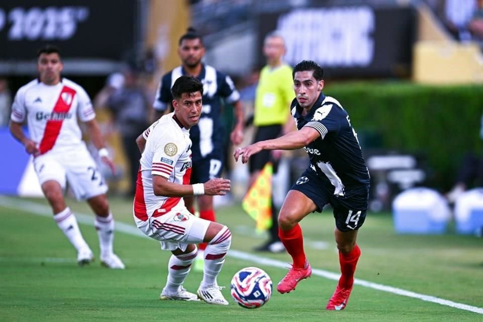 Maximiliano Meza, ex de Rayados, fue titular también con River.