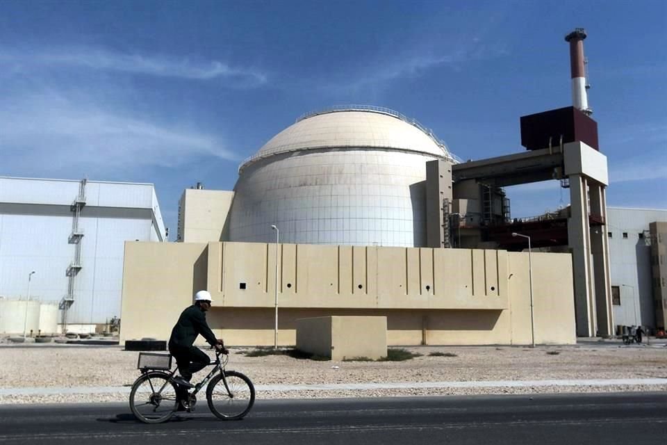 Trump se enfrentó recientemente a una crisis que EU desencadenó hace décadas al proporcionar a Irán la tecnología nuclear.
