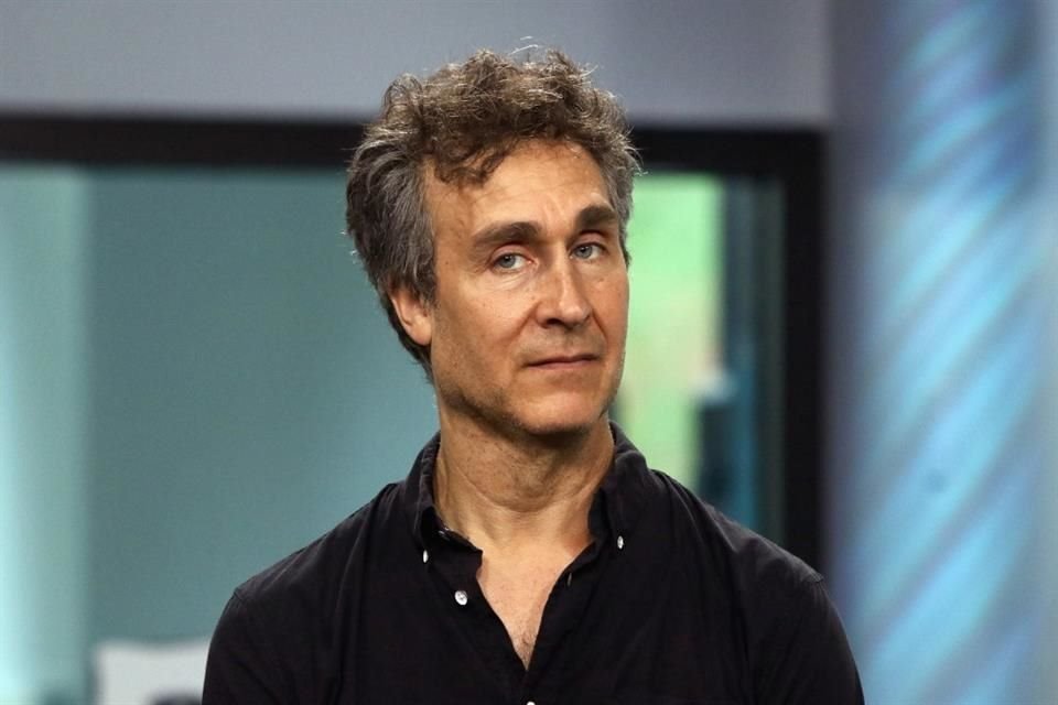 El cineasta Doug Liman dirigirá una nueva versión para cines de 'The Stand', la icónica novela de culto del autor Stephen King.