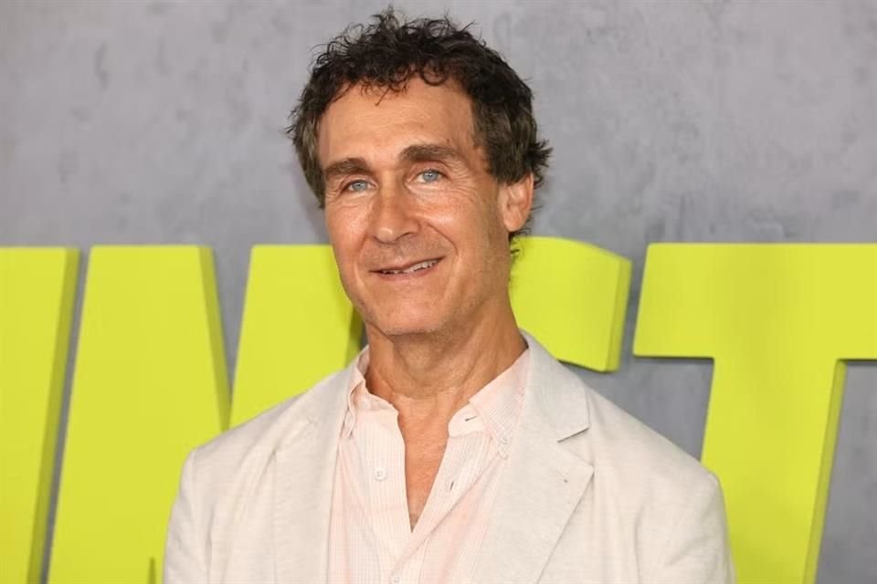 El reconocido cineasta Doug Liman, responsable de filmes como 'Swingers', 'Al Filo del Mañana' y 'Barry Seal: Sólo en América', será el encargado de dirigir la nueva versión de 'The Stand'.