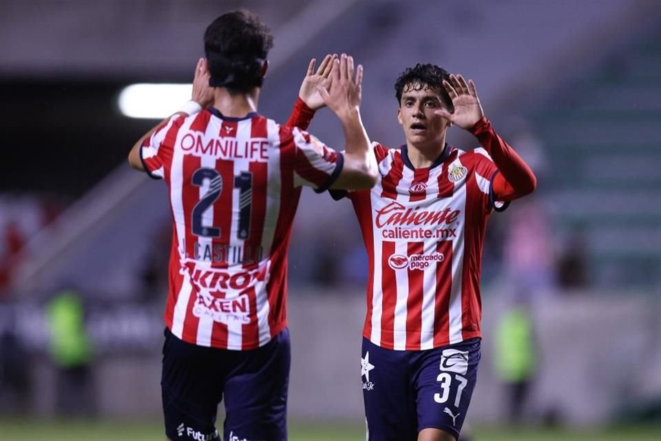 La media de edad en Chivas es de 25.8 años, y esa juventud será clave para la intensidad con la que el técnico Gabriel Milito quiere atacar.