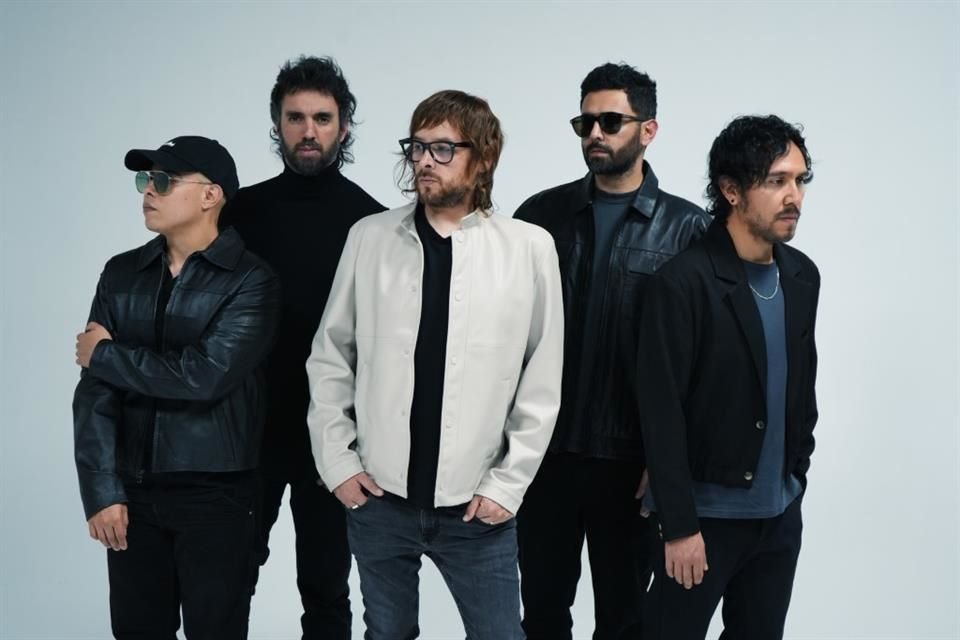 El grupo Camilo Séptimo mantiene a sus fans al tanto de la evolución de su quinto álbum, 'Mapas', con el que harán nueva gira por México.